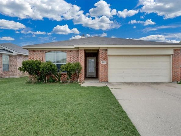 1025  McKavett Drive , Fort Worth Texas 76140