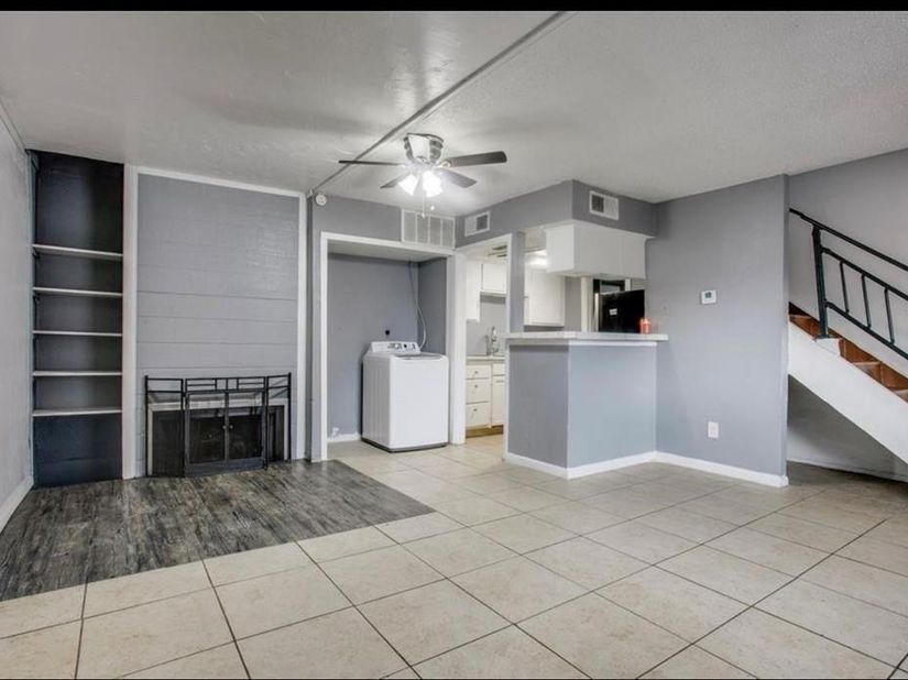 7152  Fair Oaks Avenue  1122, Dallas Texas 75231