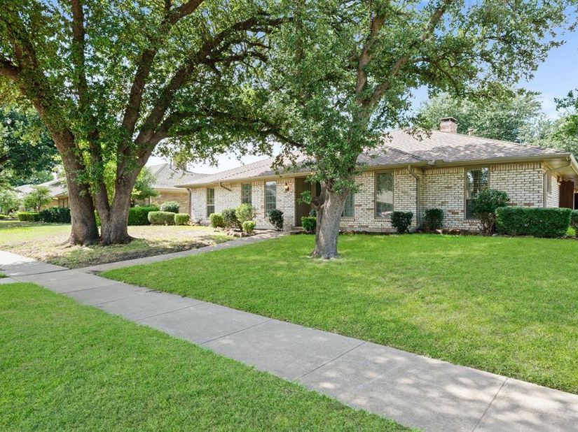 621  Harvest Glen Drive , Richardson Texas 75081