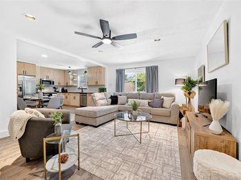 5917  Maple Lane 