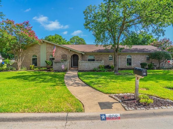 608  Field Street , Colleyville Texas 76034