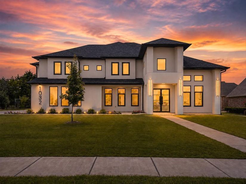 1032 E Par View Circle , Grand Prairie Texas 75104