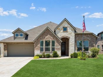 1005  Longbow Lane 