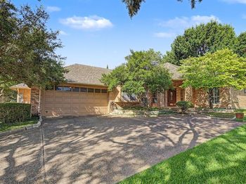 1807  Lakeshore Court 