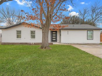 2000  Knollwood Lane 