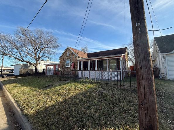 2518  Mclemore Avenue , Fort Worth Texas 76111