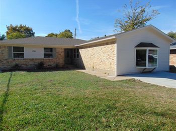 1741  Oak Hill Circle 