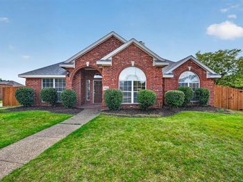 1429  Macrae Court 