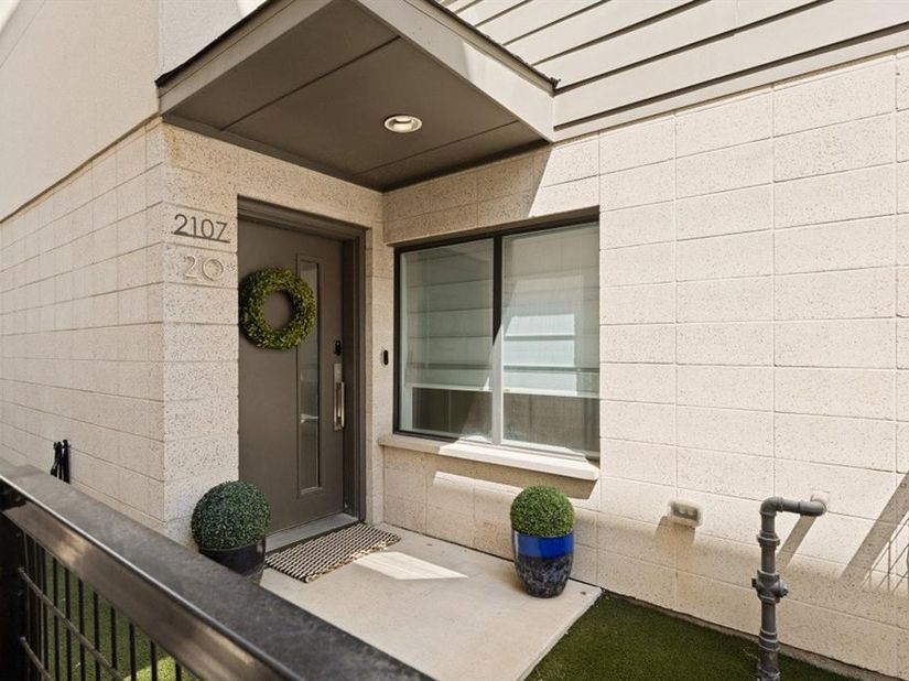 2107  Bennett Avenue  20, Dallas Texas 75206