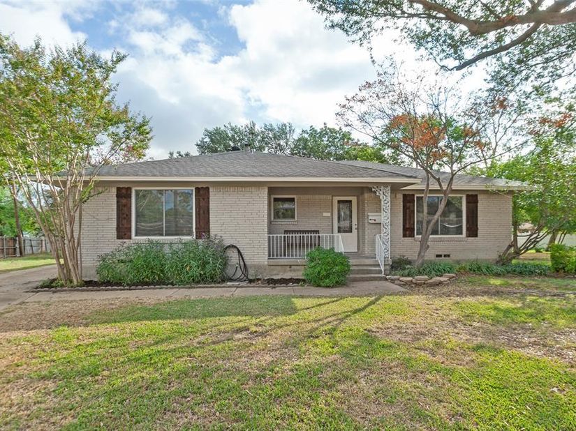 1116  Atlanta Circle , Garland Texas 75041