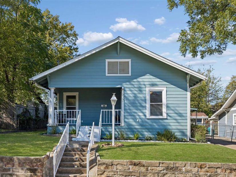 1027  Eldorado Avenue , Dallas Texas 75208