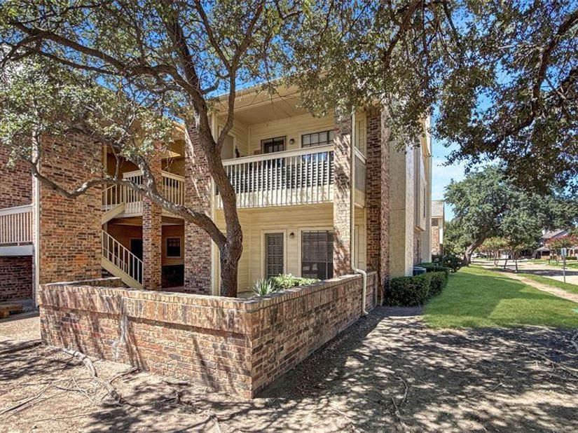 3110  Devonshire Drive  115, Plano Texas 75075