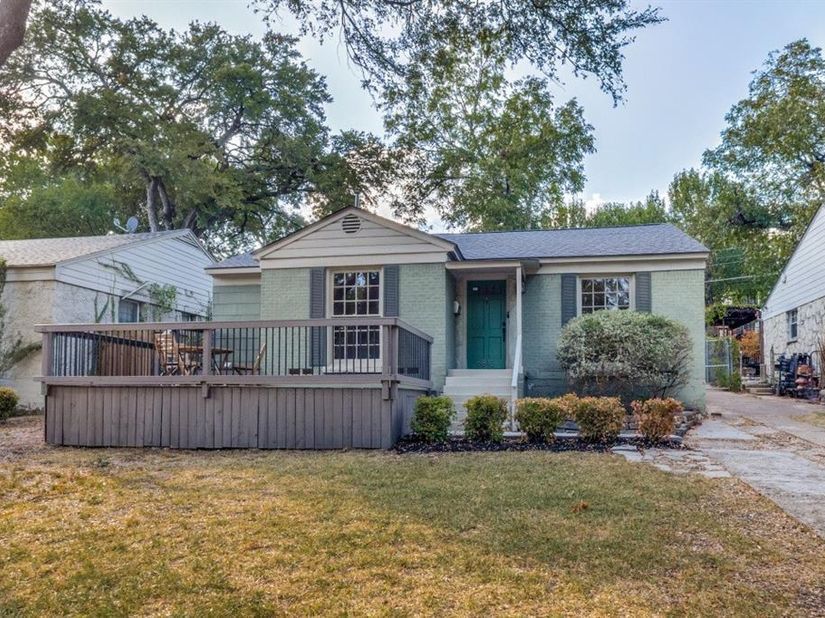 6815 E Grand Avenue , Dallas Texas 75223