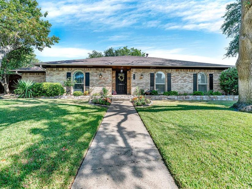 2521  Mollimar Drive , Plano Texas 75075