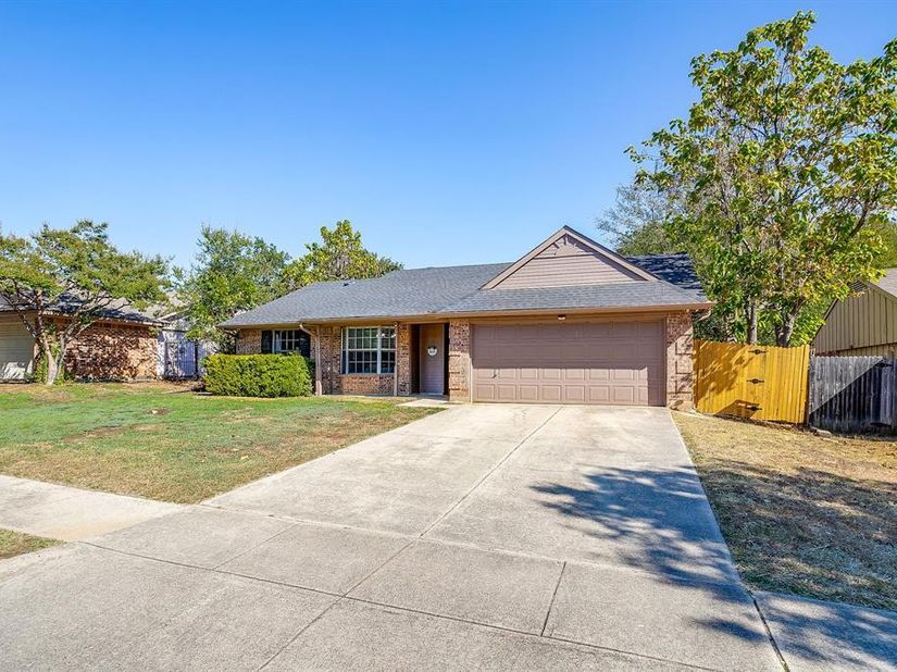 5921  Chisholm Trail , Haltom City Texas 76148