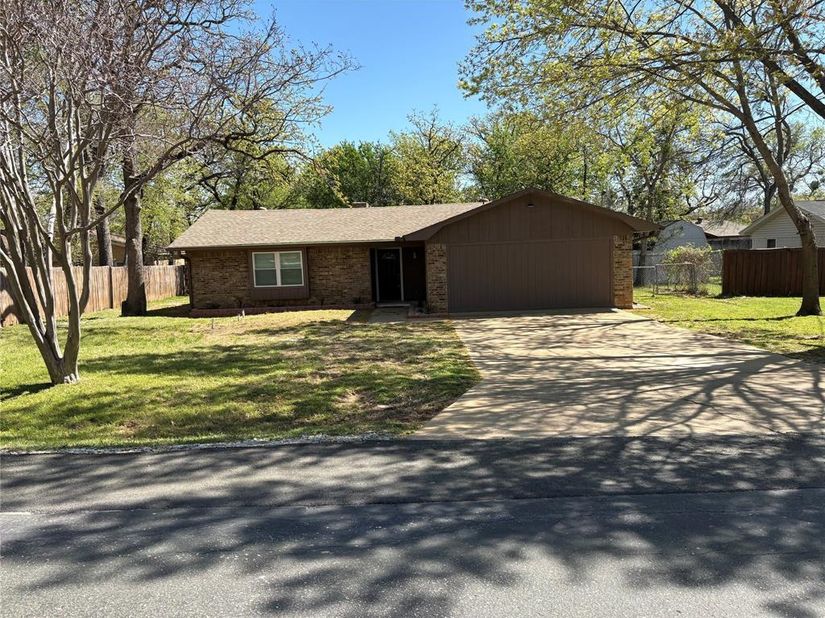 206  Hickory Lane , Hickory Creek Texas 75065
