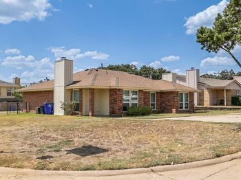 113  Oak Wood Lane 