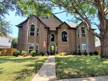 912  Blackstone Drive 