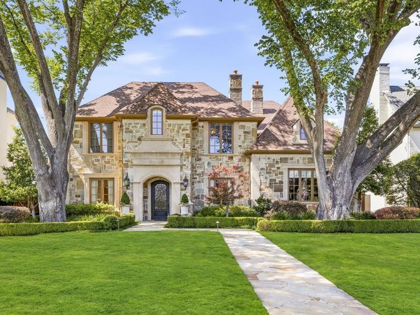 7635  Bryn Mawr Drive , Dallas Texas 75225