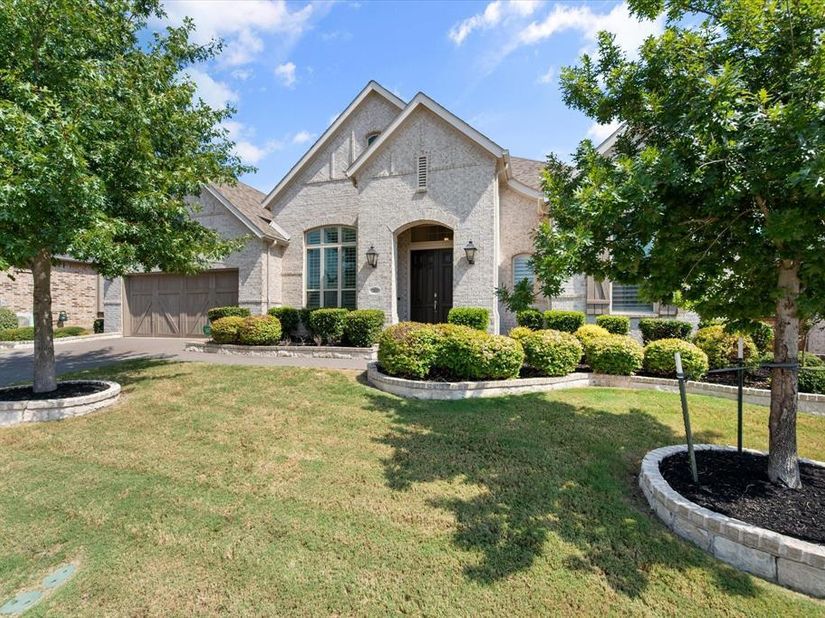 2802  Maverick Way , Celina Texas 75009