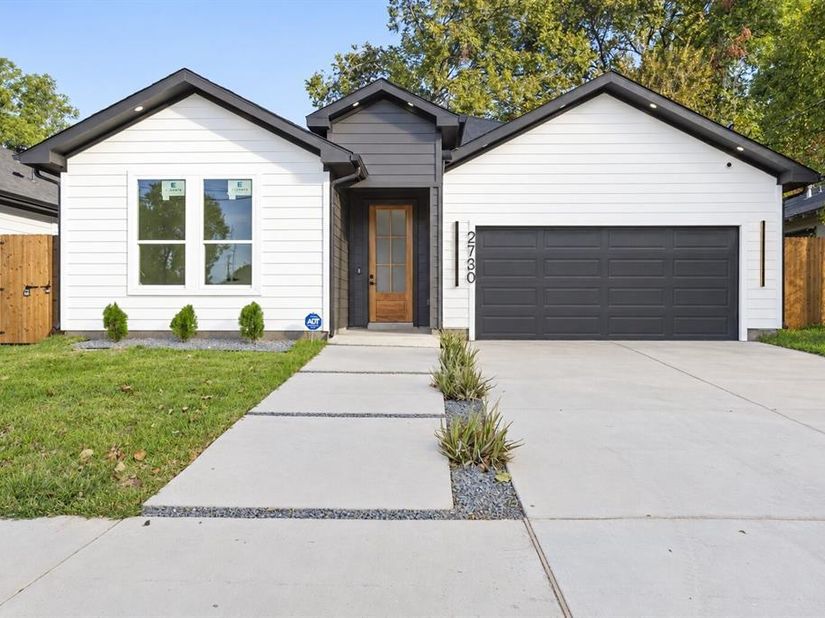 2730  Marburg Street , Dallas Texas 75215