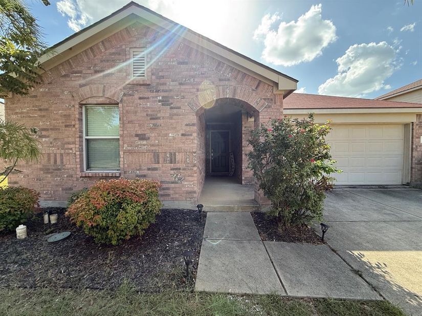 1331  Newton Drive , Cedar Hill Texas 75104