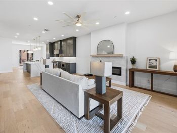 408  Vista Buena Trail 
