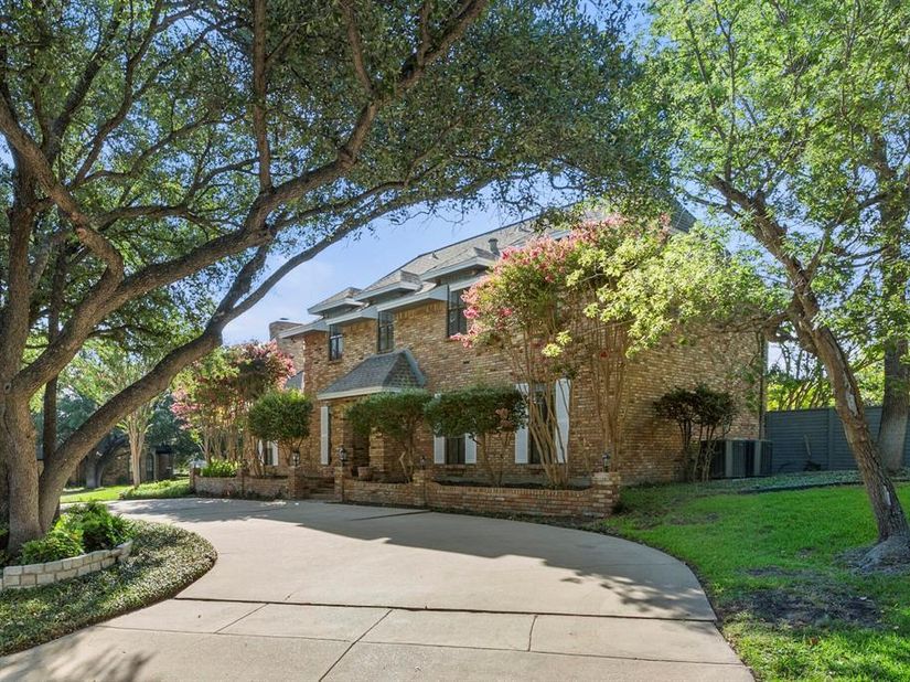 4351  Bullfinch Court , Fort Worth Texas 76133