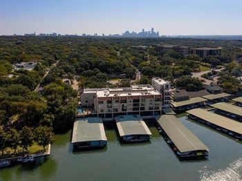 1500 Scenic DR