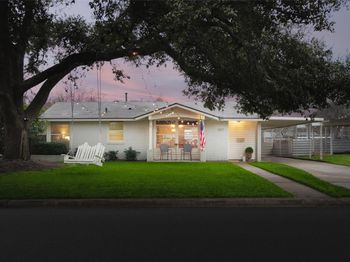 1507 Corona DR