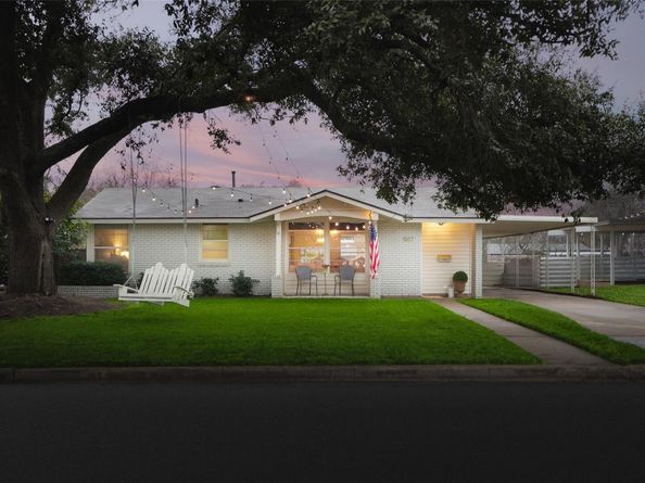 1507 Corona DR, Austin TX 78723