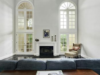 1937 Rue De St Tropez