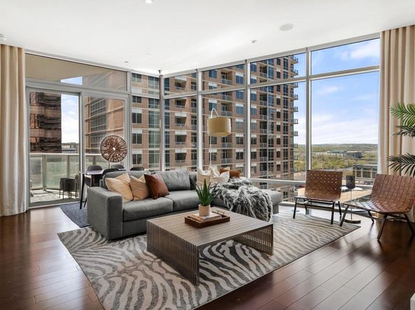 200 Congress Ave 14C, Austin TX 78701