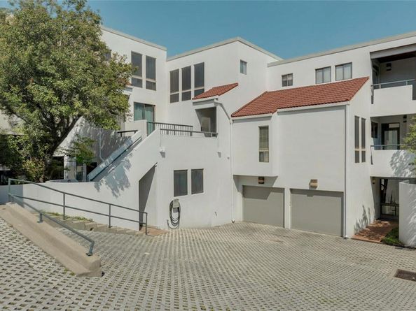 1735 Spyglass DR 112, Austin TX 78746