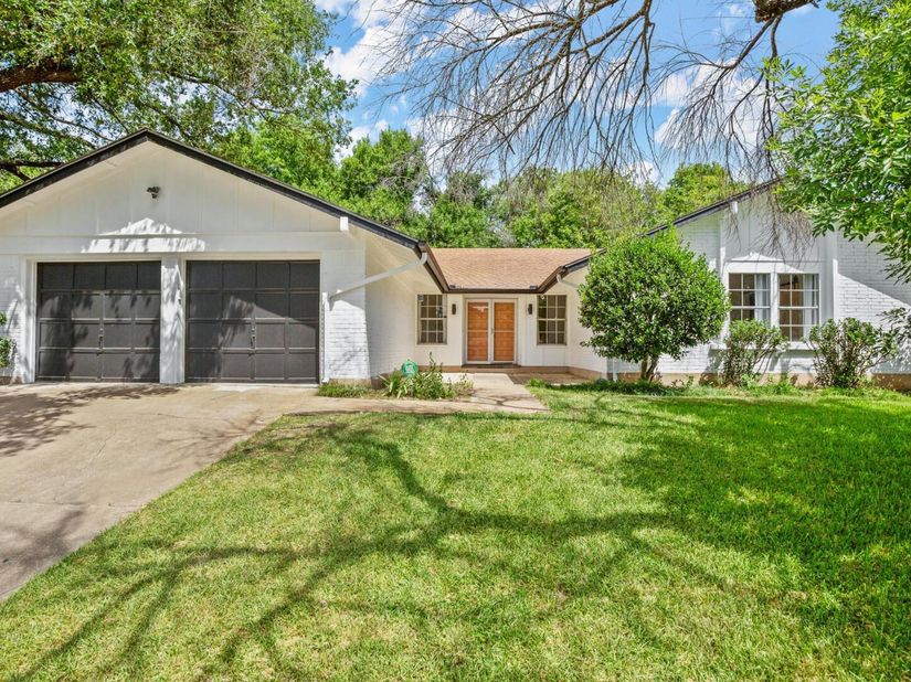 10201 Parkfield DR, Austin TX 78758