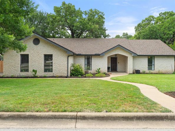 3701 Indian Point DR, Austin TX 78739