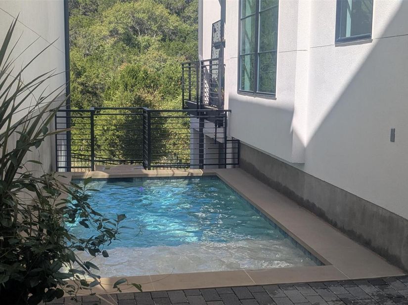 802 Alexia LN, Austin TX 78746