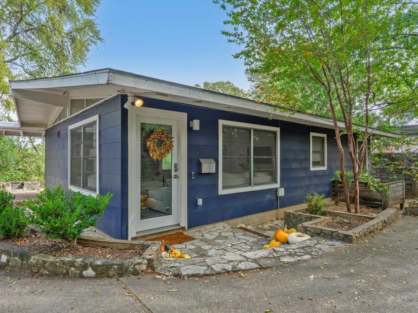 1404 W 32nd ST, Austin TX 78703