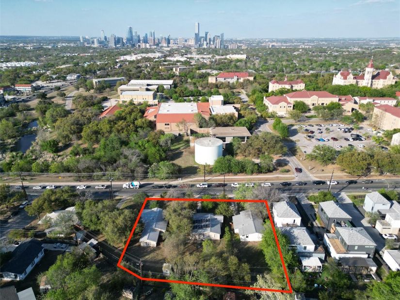 205, 207, 209 Woodward ST, Austin TX 78704