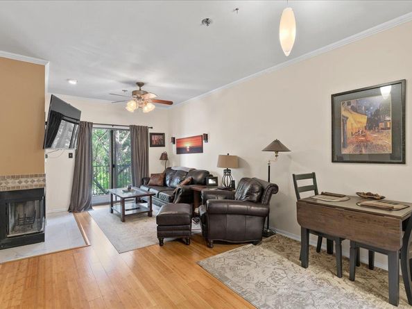 1741 Spyglass DR 2102, Austin TX 78746
