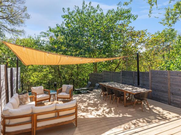 1177 Pandora ST B, Austin TX 78702