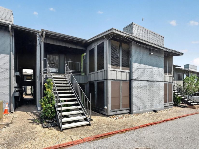 909 Reinli ST 240, Austin TX 78751
