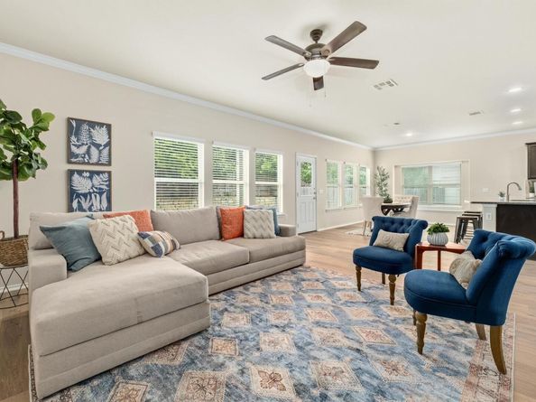 10124 Pinnacle Crest LOOP, Austin TX 78747