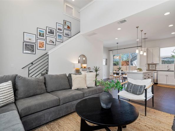 1126 Linden ST 1, Austin TX 78702