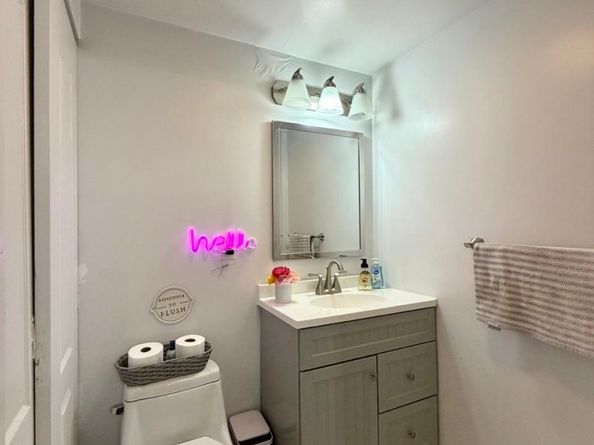 15 Broadway 104, Bayonne NJ 07002