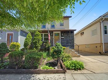 288 Maple St