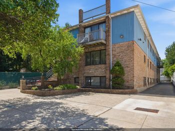 126 West 33rd St