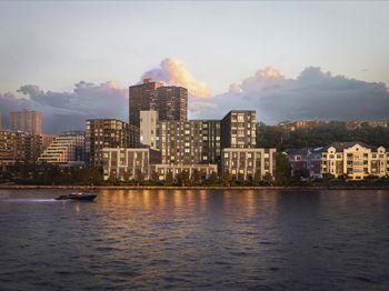 8 Avenue At Port Imperial