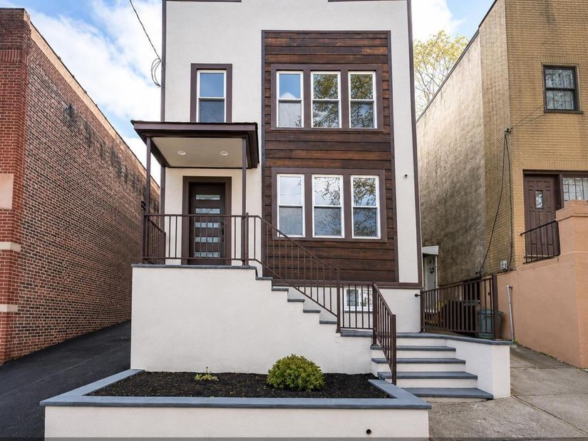 676 Liberty Ave, Jersey City NJ 07307