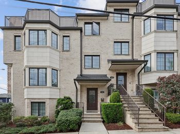 140 Cedar St